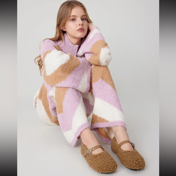 Cider Shoes - NEW Cider Furry Mary Janes Faux Shearling Buckle Strap Brown Camel